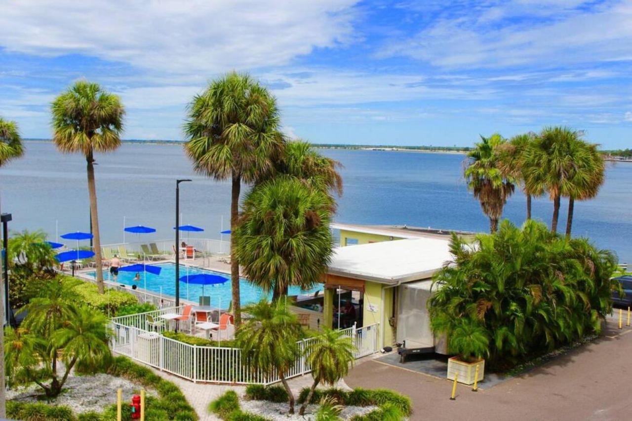 Welcome To Sea Forever Balcony With Ocean Views! Tampa Luaran gambar